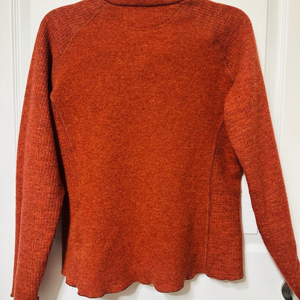 Sweater - Picture 3 of 4